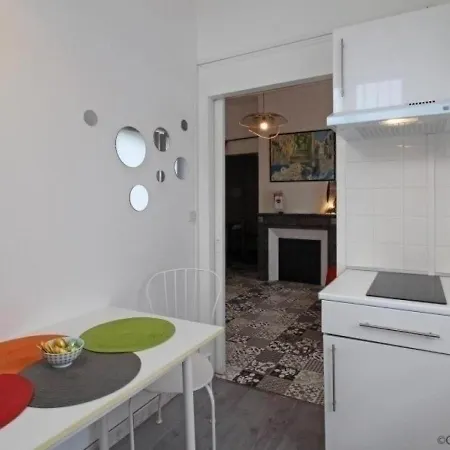 Le Yoco - 8 Et 10 Rue Demees *